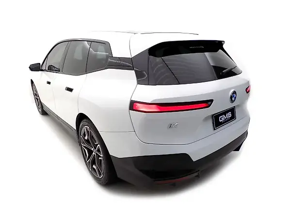 BMW Ix - Imagem 4