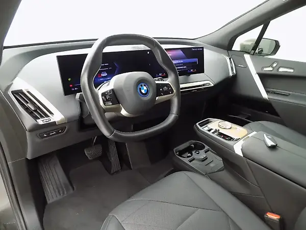 BMW Ix - Imagem 13