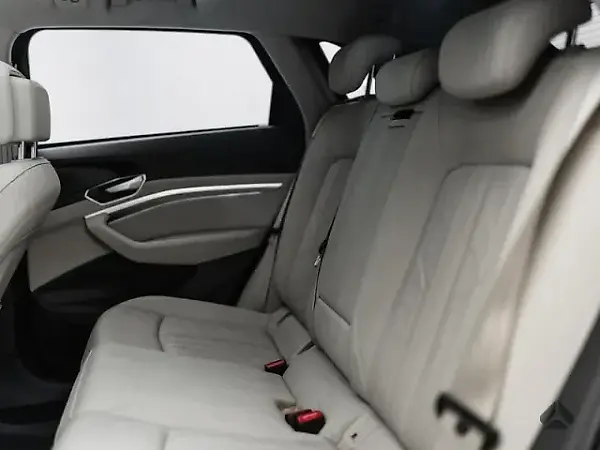 Audi E-tron - Imagem 16