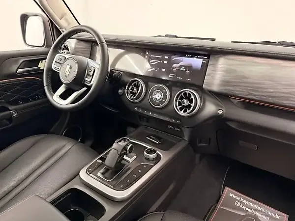 GWM Tank 300 Plug-in Hybrid - Imagem 8