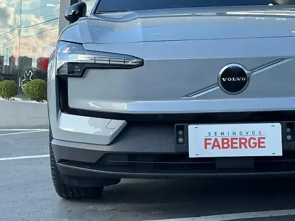 Volvo EX30 - Imagem 2