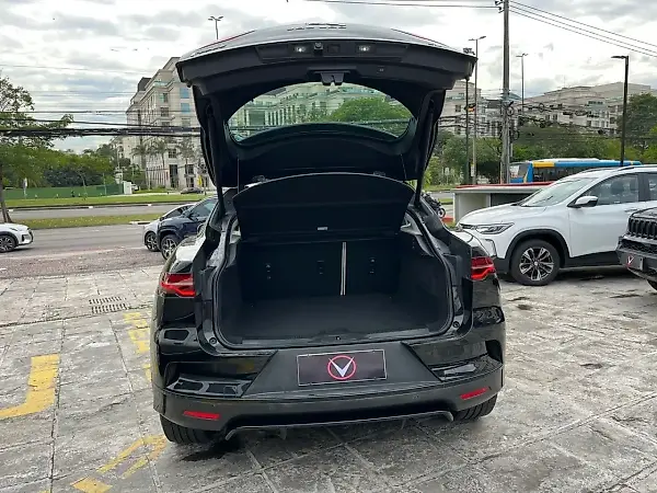 Jaguar I-pace - Imagem 9