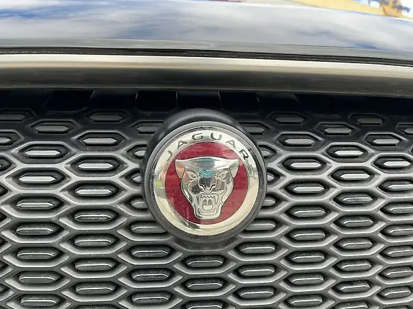 Jaguar I-pace - Imagem 11