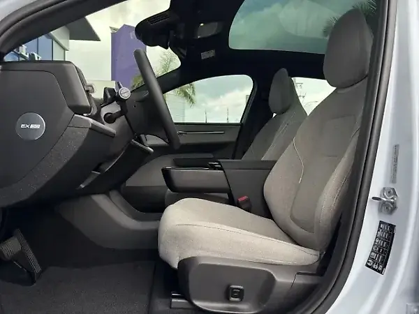 Volvo EX30 - Imagem 11