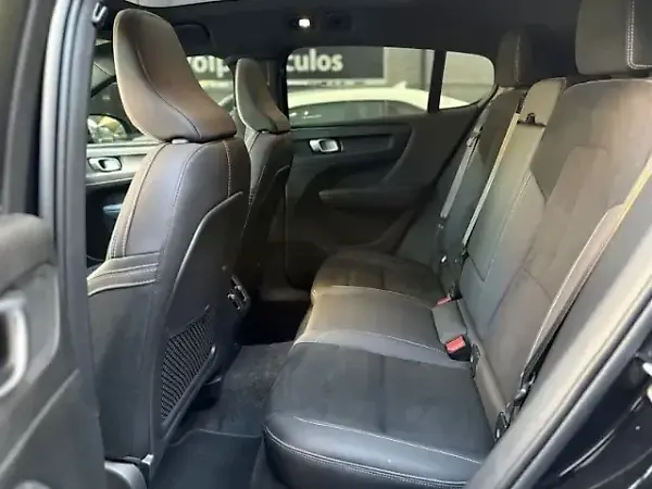 Volvo C40 Recharge - Imagem 13