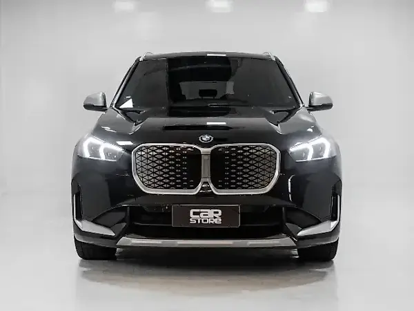 BMW IX1 - Imagem 2