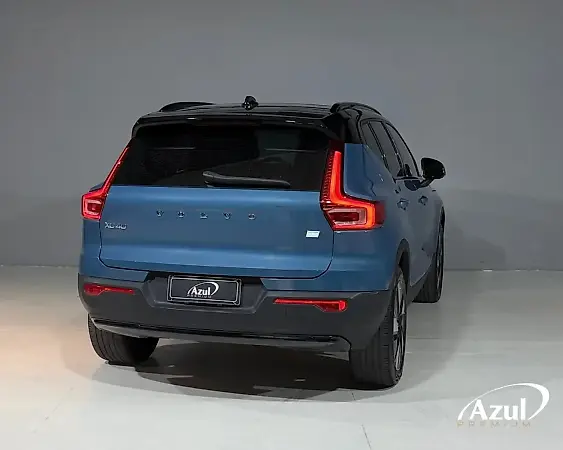 Volvo XC40 Recharge - Imagem 4