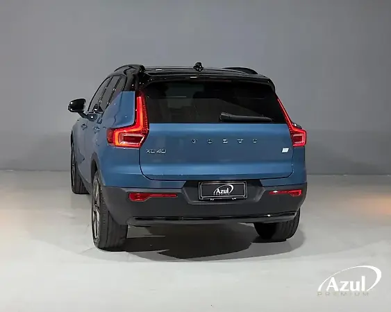 Volvo XC40 Recharge - Imagem 6