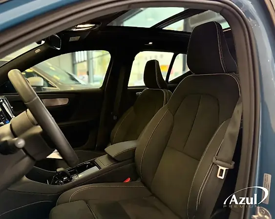 Volvo XC40 Recharge - Imagem 10