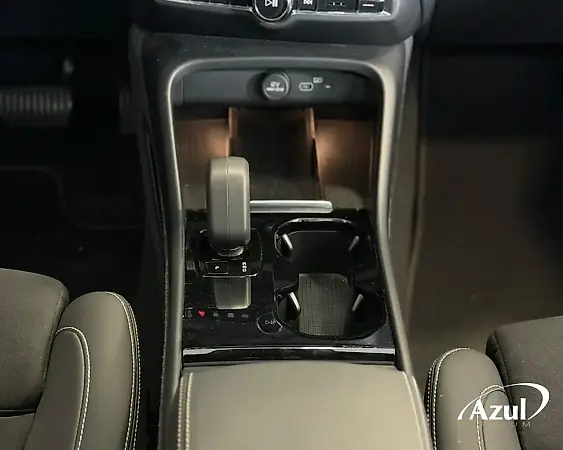 Volvo XC40 Recharge - Imagem 15