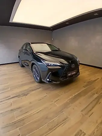 Lexus Nx 450h+ - Imagem 1