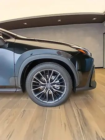 Lexus Nx 450h+ - Imagem 8