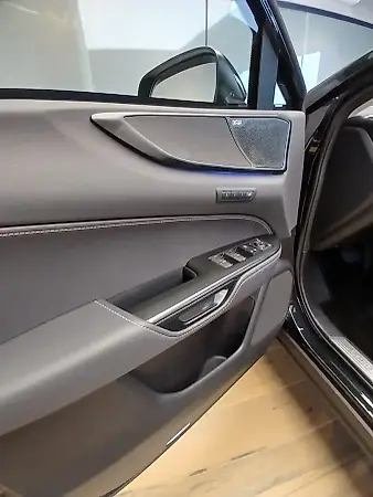 Lexus Nx 450h+ - Imagem 10