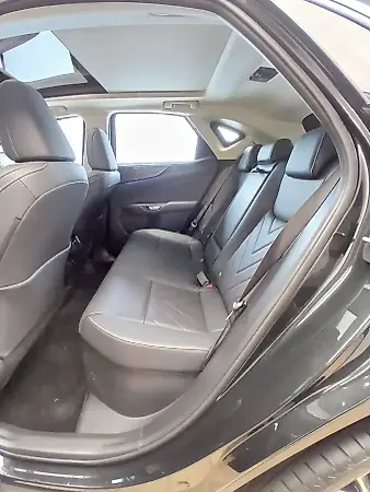 Lexus Nx 450h+ - Imagem 14