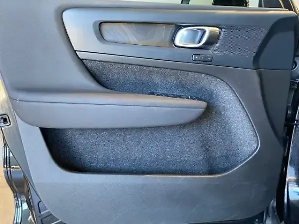 Volvo C40 Recharge - Imagem 7