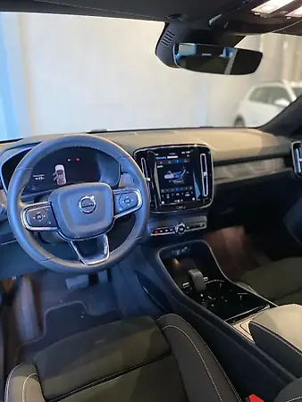 Volvo C40 Recharge - Imagem 11