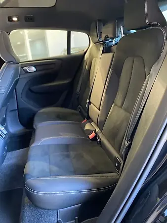 Volvo C40 Recharge - Imagem 12