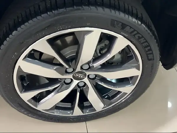 JAC E-js4 - Imagem 8
