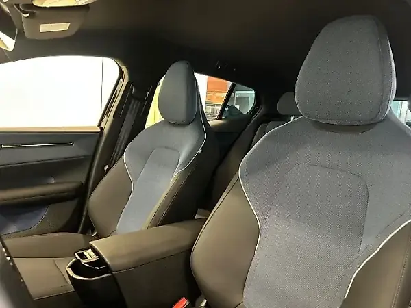 Volvo EX30 - Imagem 14