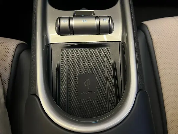 BYD Dolphin - Imagem 12