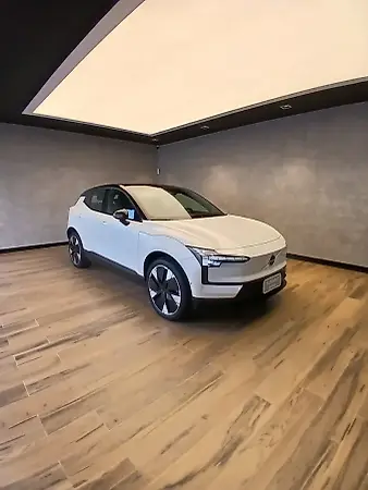 Volvo EX30 - Imagem 1