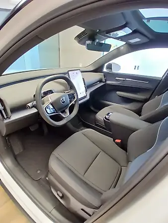 Volvo EX30 - Imagem 12