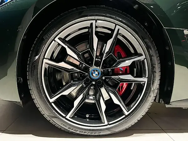 BMW I4 M50 - Imagem 5