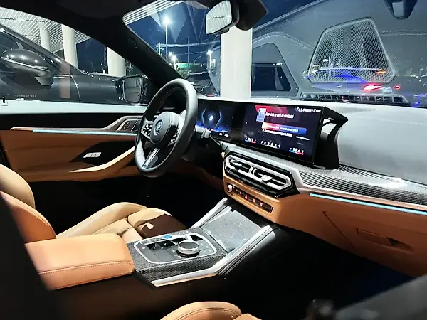 BMW I4 M50 - Imagem 11