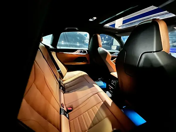 BMW I4 M50 - Imagem 13