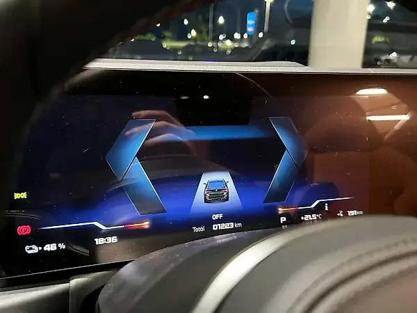 BMW I4 M50 - Imagem 15