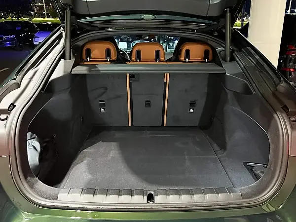 BMW I4 M50 - Imagem 16