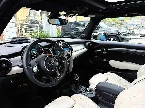 Mini Cooper SE - Imagem 7