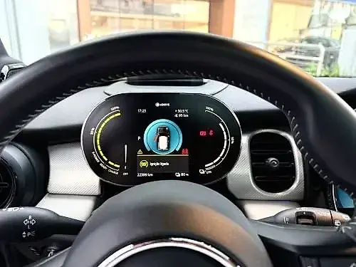 Mini Cooper SE - Imagem 6