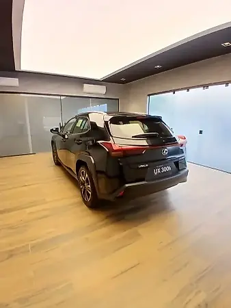 Lexus Ux 300e - Imagem 4