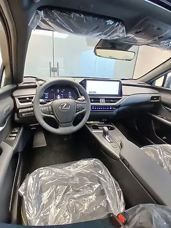 Lexus Ux 300e - Imagem 13