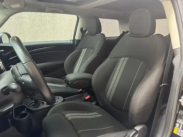 Mini Cooper SE - Imagem 10