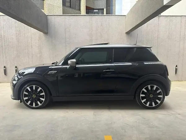 Mini Cooper SE - Imagem 9