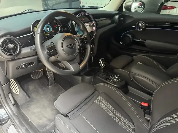 Mini Cooper SE - Imagem 14