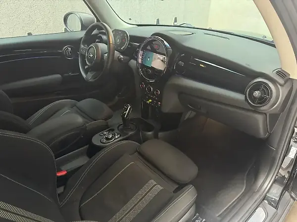 Mini Cooper SE - Imagem 15