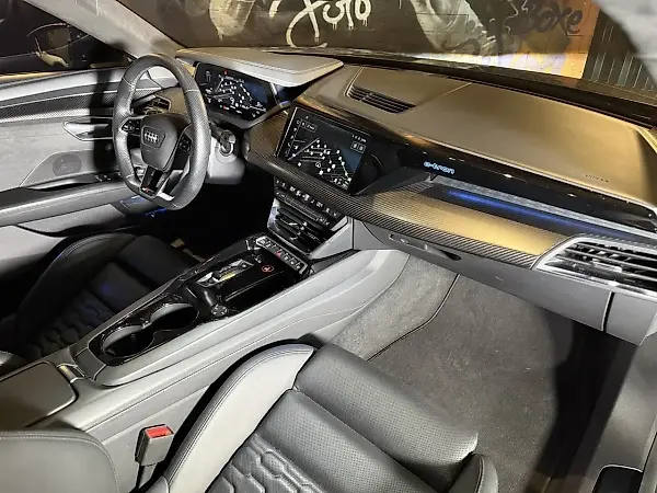 Audi Rs E-tron  GT - Imagem 10