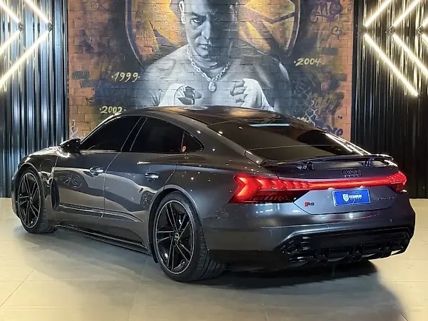 Audi Rs E-tron  GT - Imagem 13