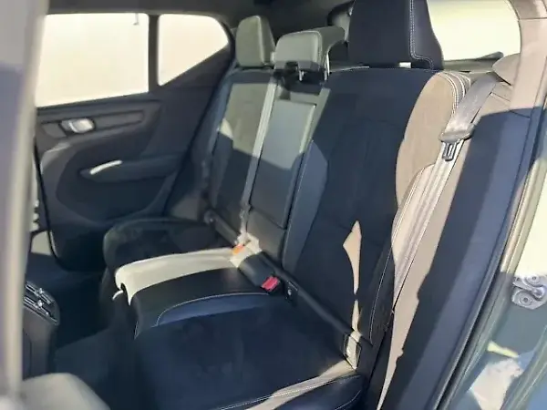 Volvo XC40 - Imagem 16