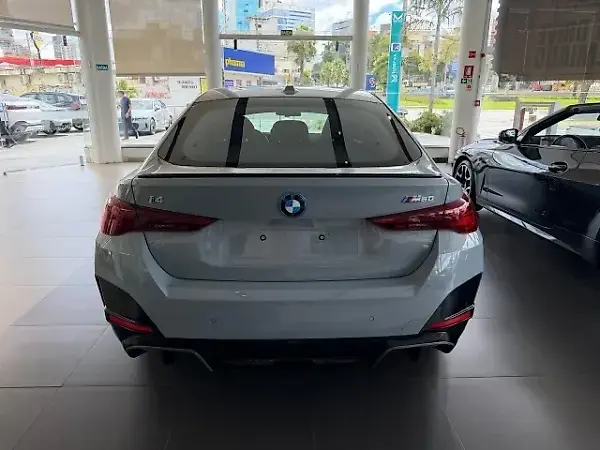 BMW I4 M50 - Imagem 7
