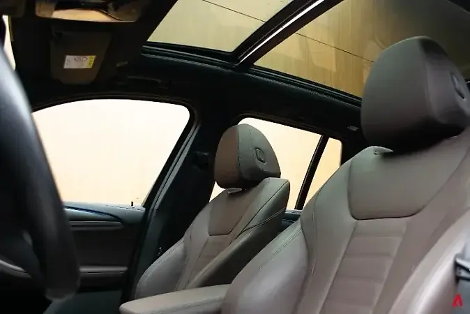 BMW IX3 - Imagem 16