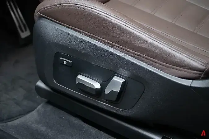 BMW IX3 - Imagem 17