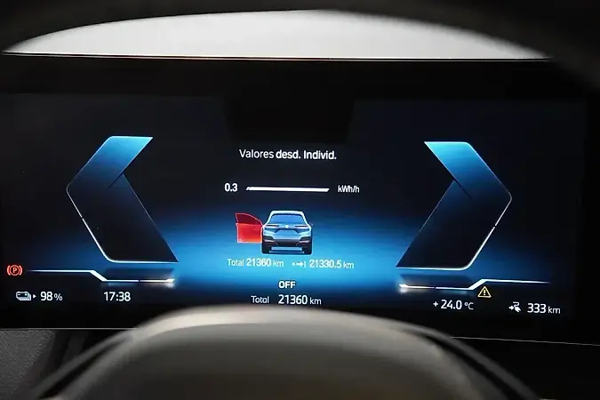 BMW Ix - Imagem 14