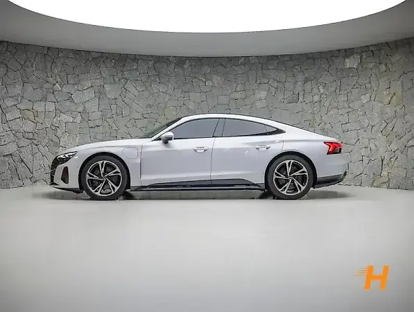 Audi E-tron  GT - Imagem 3