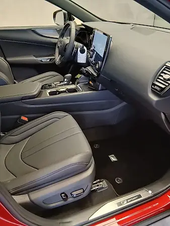 Lexus Nx 450h+ Plug-in Hybrid - Imagem 10