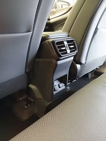 Lexus Nx 450h+ Plug-in Hybrid - Imagem 12