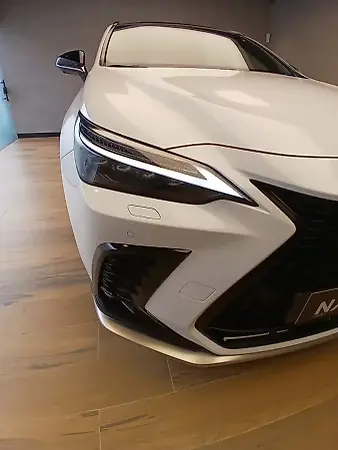 Lexus Nx 450h+ Plug-in Hybrid - Imagem 8